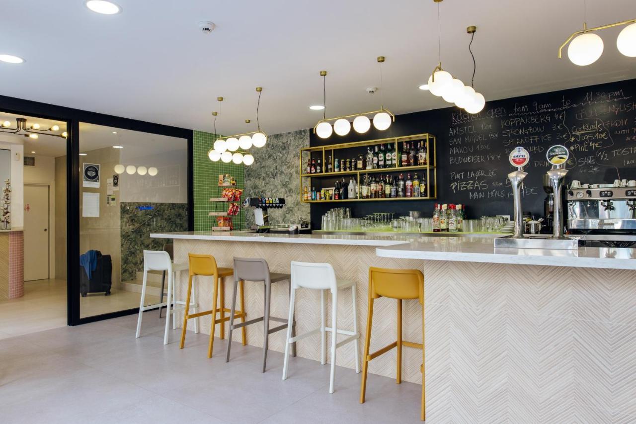 Apartamentos Palm Court Benidorm Luaran gambar