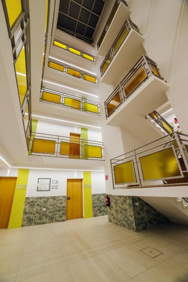 Apartamentos Palm Court Benidorm Luaran gambar