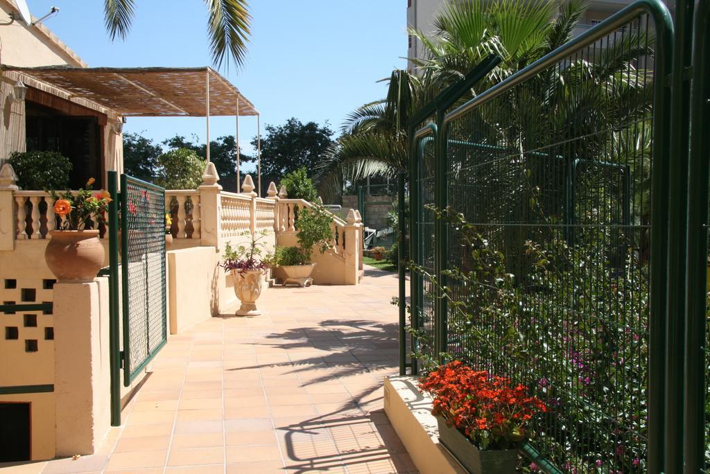 Apartamentos Palm Court Benidorm Luaran gambar